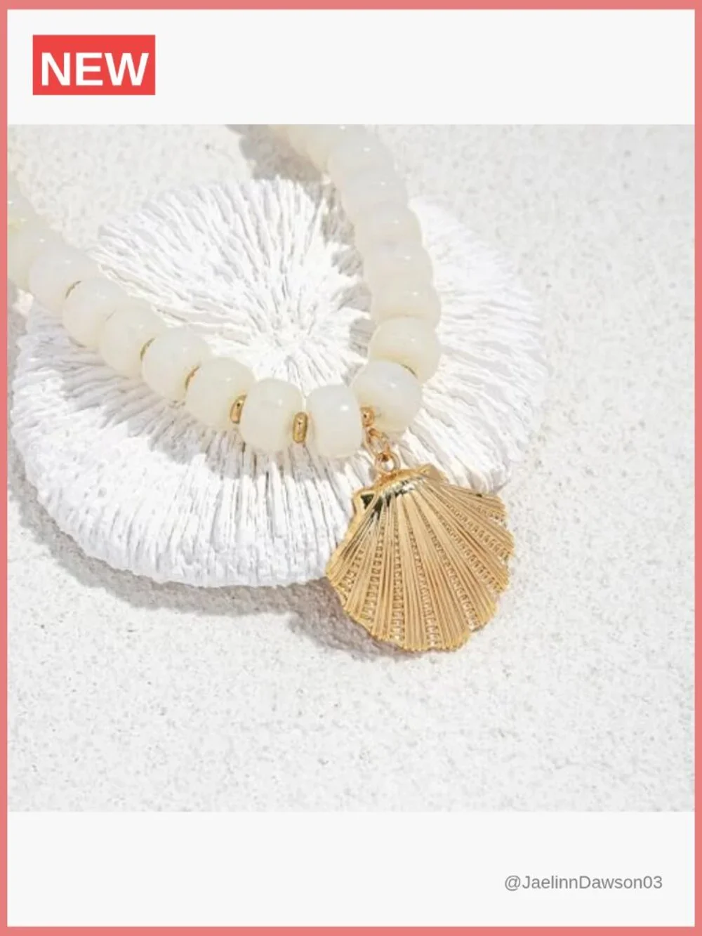 Chunky Beaded Statement Necklace with Seashell Pendant Adjustable Lobster Clasp